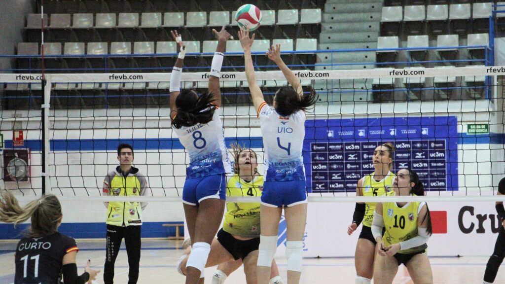 El UC3M Voleibol Leganés arrasa fuera de casa y sigue en la lucha por los playoffs